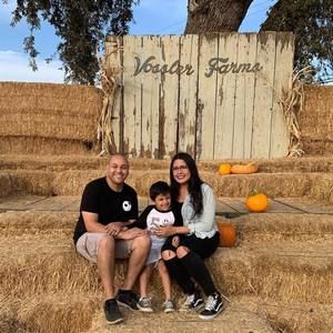 Meet your Posher, Elaina